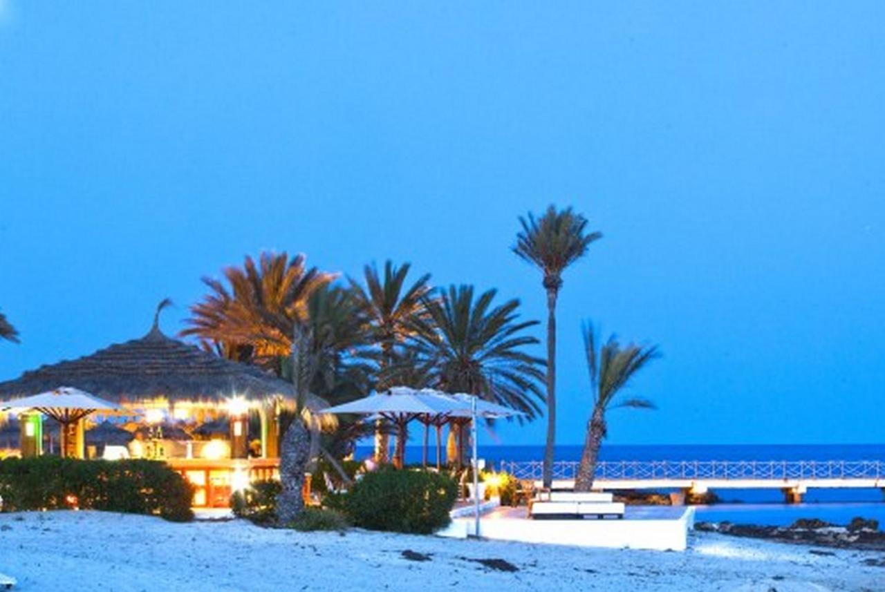 El Mouradi Djerba Menzel Hotel Midoun Bagian luar foto