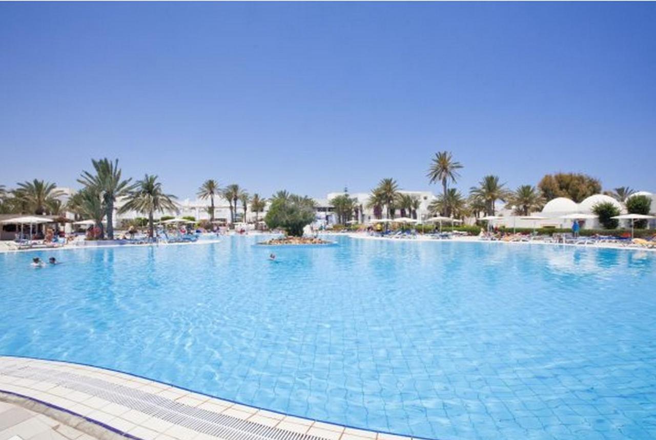 El Mouradi Djerba Menzel Hotel Midoun Bagian luar foto