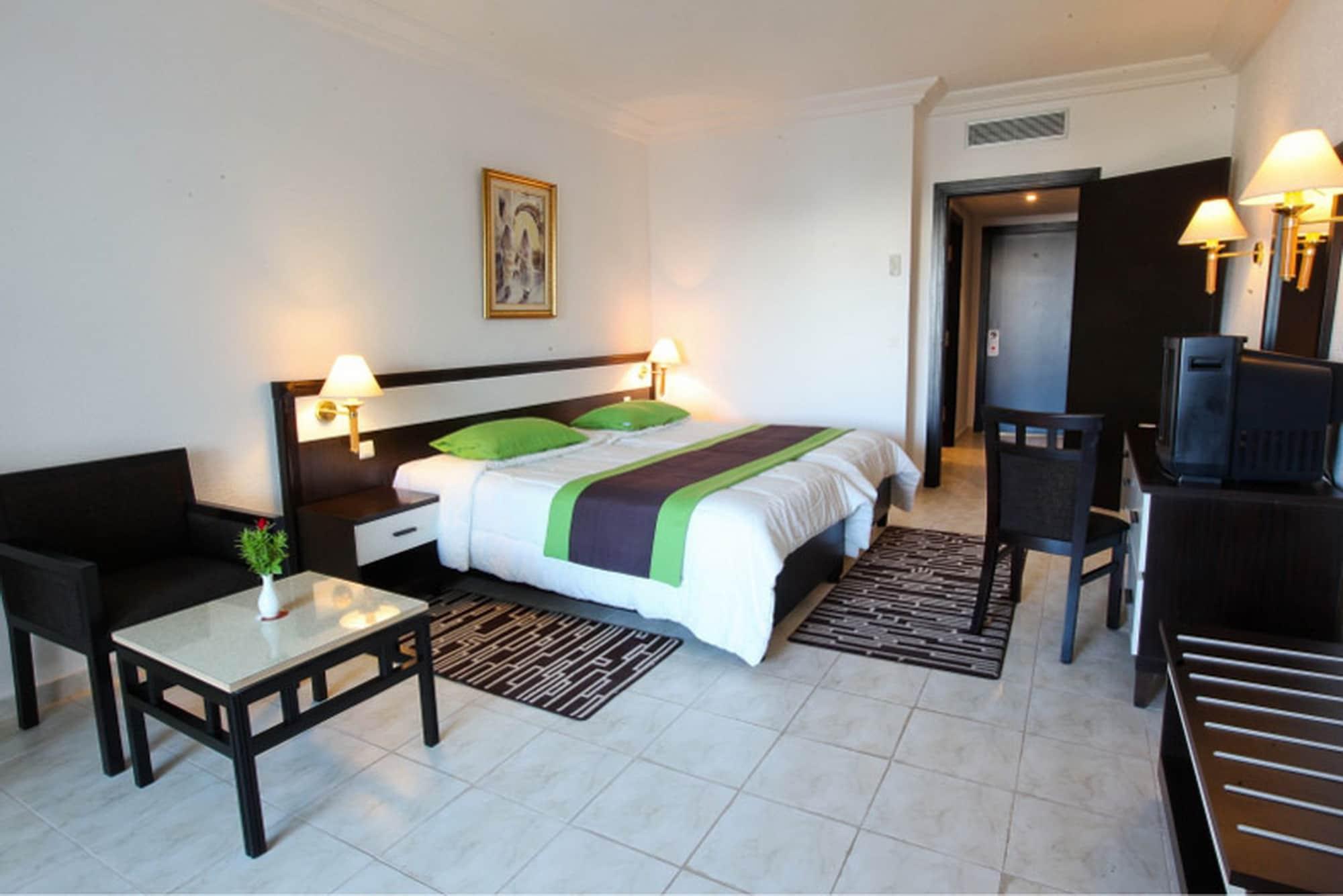 El Mouradi Djerba Menzel Hotel Midoun Bagian luar foto